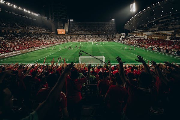 世界羽毛球锦标赛：中国队包揽全部金牌